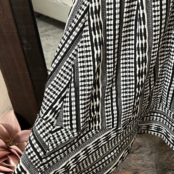 NOT FOR SALE Loft Textured Black and White patterned A-line dress - Picture 4 of 8